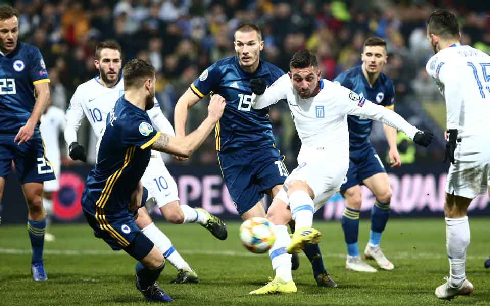 Greece snatches late equalizer with Bosnia | eKathimerini.com