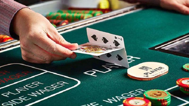 Baccarat Là Gì? Hướng Dẫn Cách Soi Bài Baccarat Để Luôn Thắng